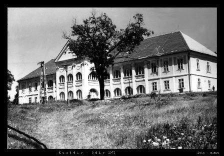 kastely_1972.jpg